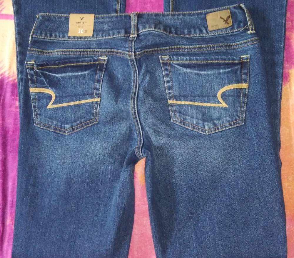 AE "Artist Flare"  10P NWT